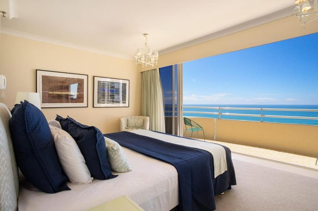 Zenith Ocean Front Apartments Gold Coast Exterior photo