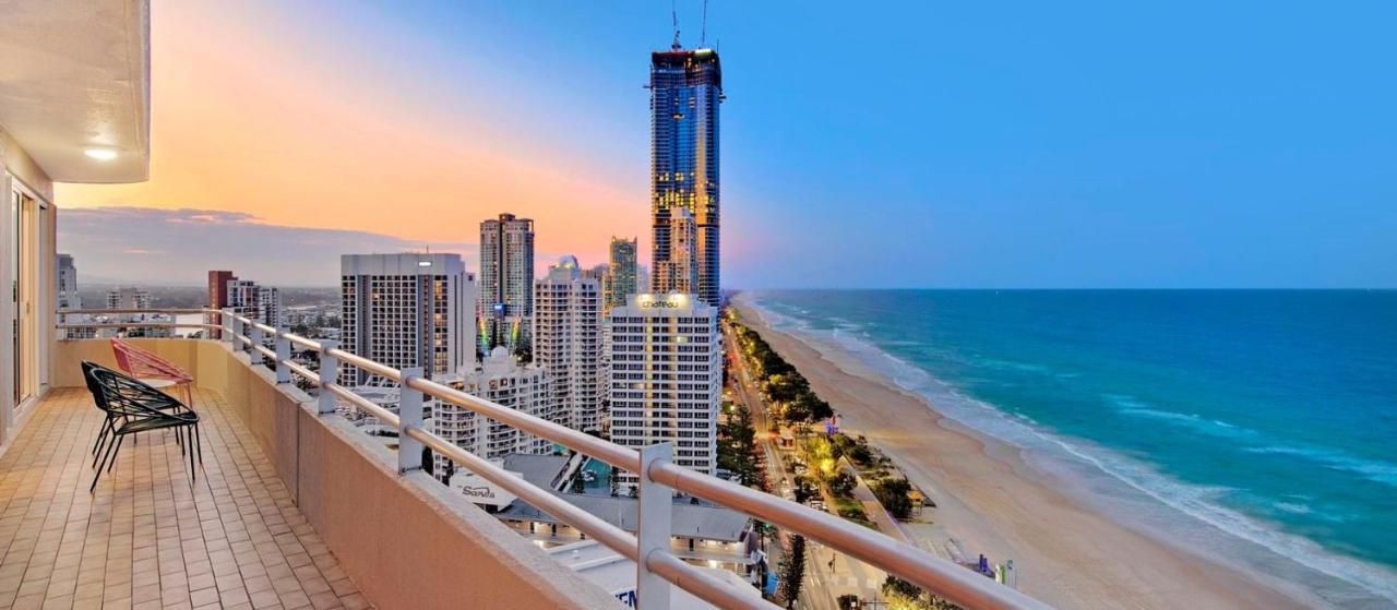 Zenith Ocean Front Apartments Gold Coast Exterior photo