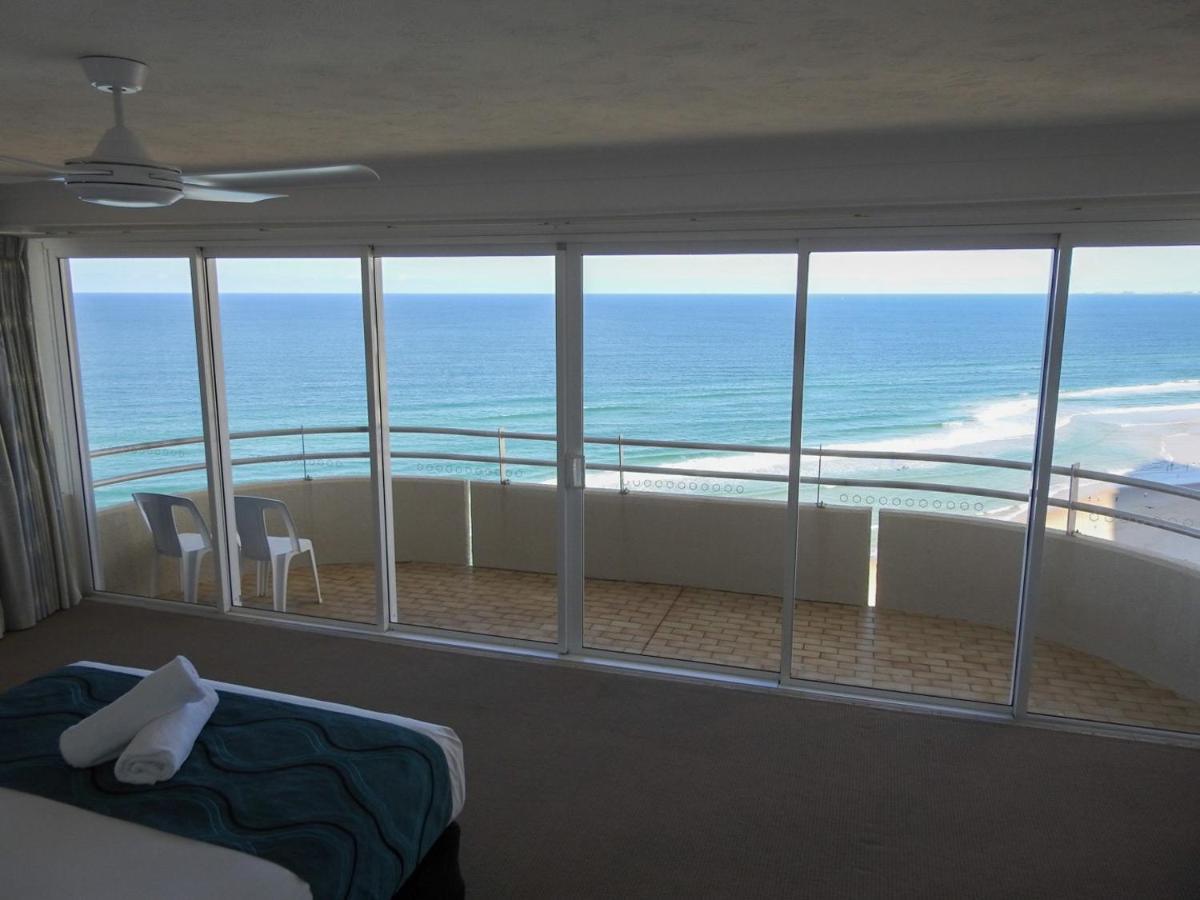 Zenith Ocean Front Apartments Gold Coast Exterior photo