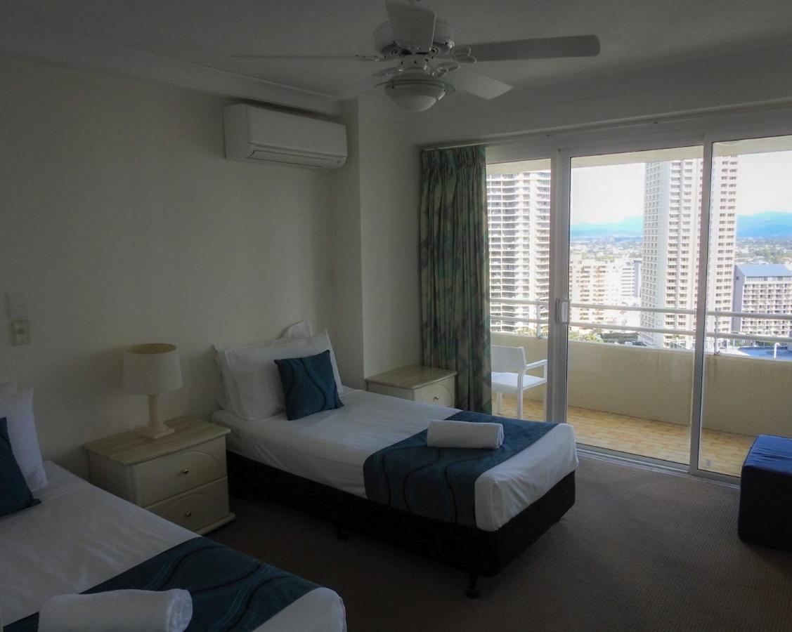 Zenith Ocean Front Apartments Gold Coast Exterior photo
