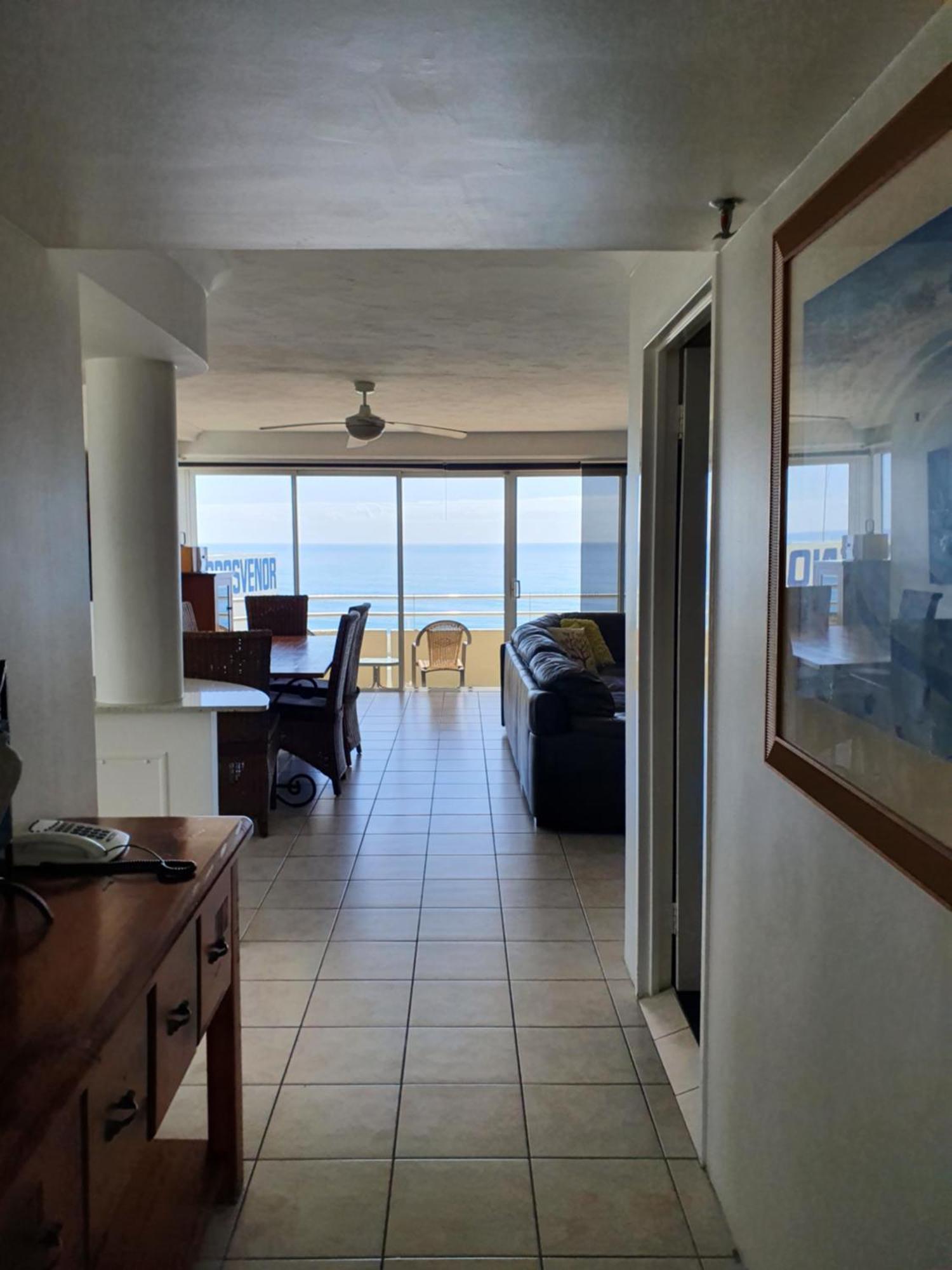 Zenith Ocean Front Apartments Gold Coast Exterior photo