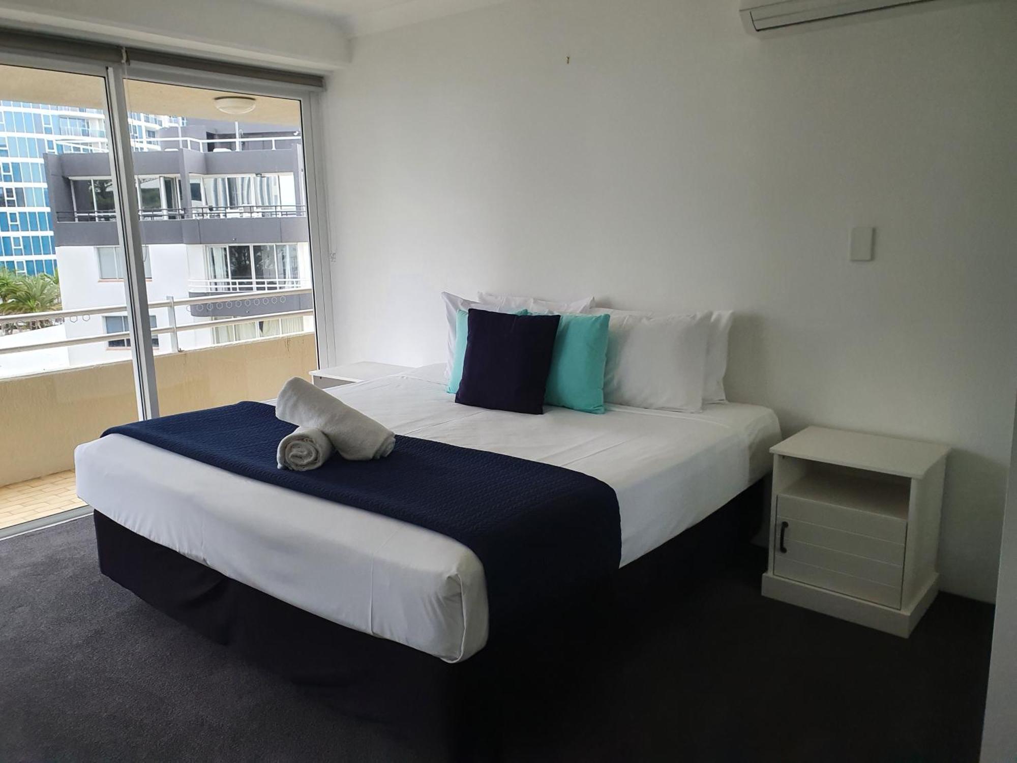 Zenith Ocean Front Apartments Gold Coast Exterior photo