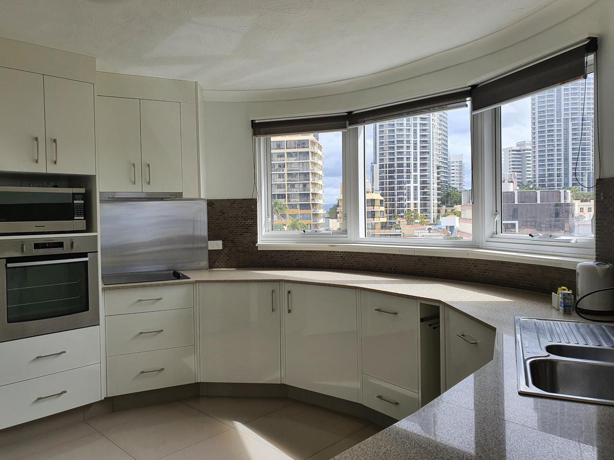 Zenith Ocean Front Apartments Gold Coast Exterior photo