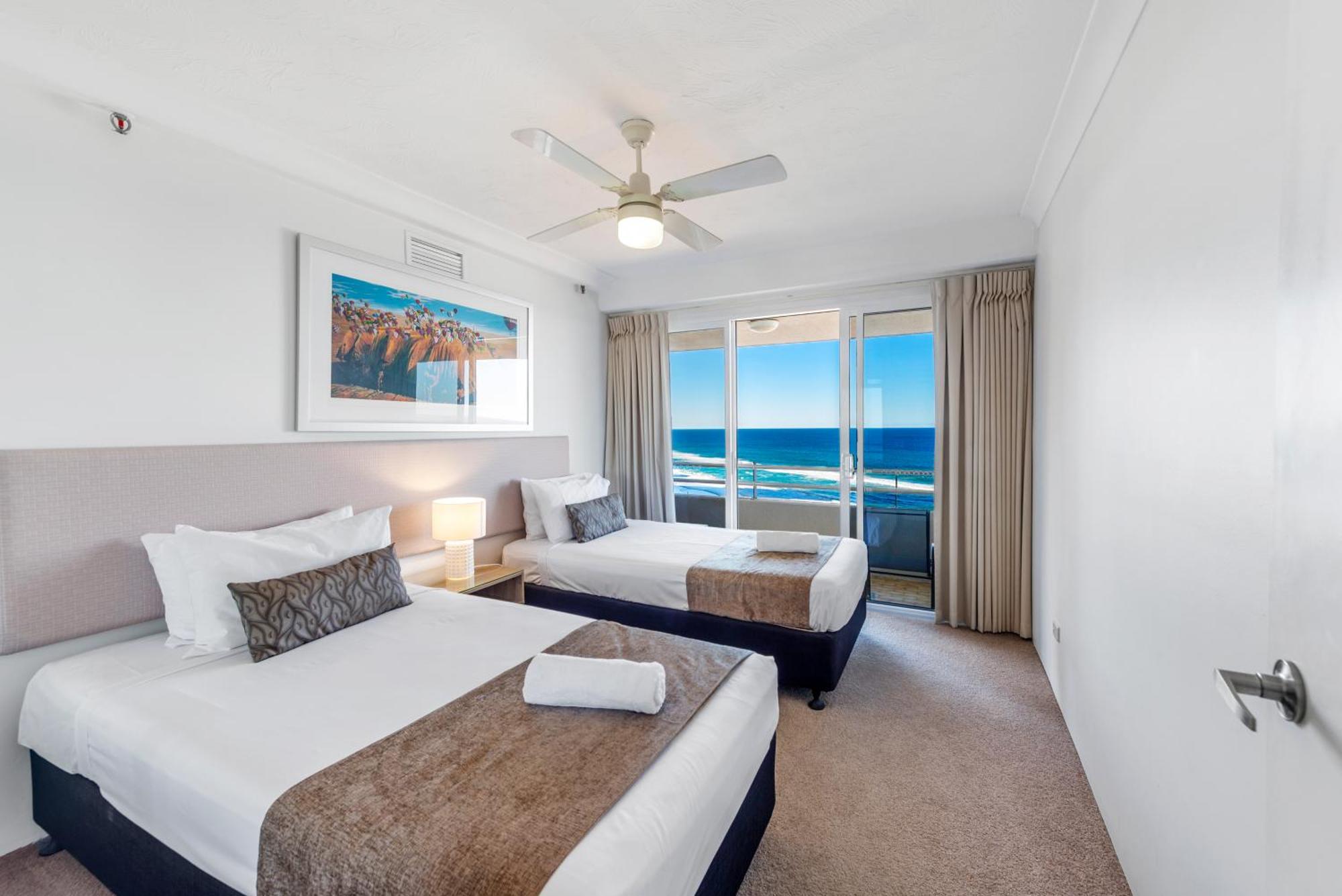 Zenith Ocean Front Apartments Gold Coast Exterior photo