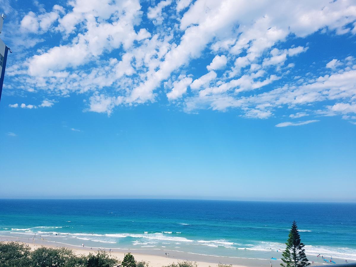 Zenith Ocean Front Apartments Gold Coast Exterior photo